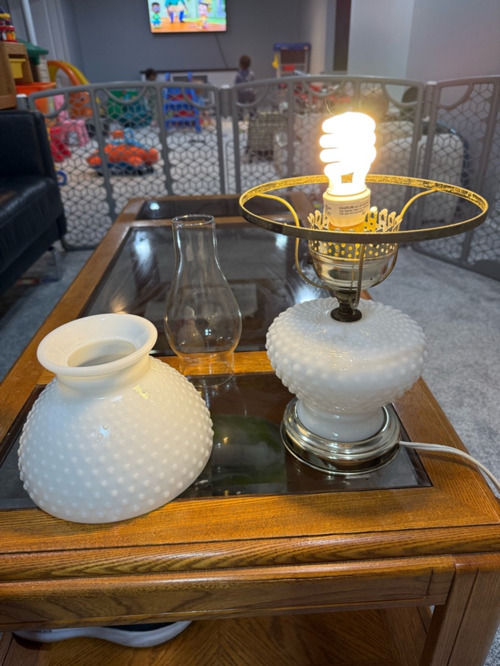VTG White Hobnail Milk Glass Lamp With Brass Trim Globe & Clear Glass Chimney - Picture 7 of 14